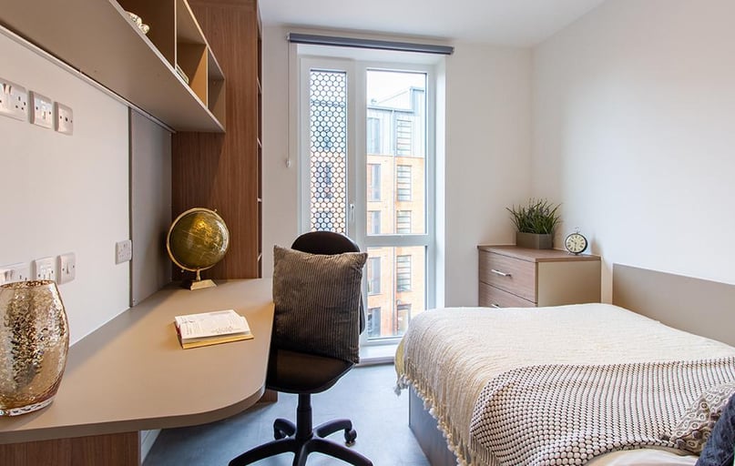 Dean Street, Montpelier, Bristol - Image 1